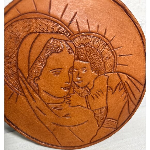 Mother Mary & Baby Jesus Embossed Leather Wall Hanging 6" - Picture 3 of 4